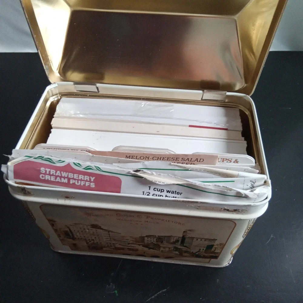 Vintage Gold Medal Flour Recipe Tin Washburn Mills Minneapolis Advertising Box